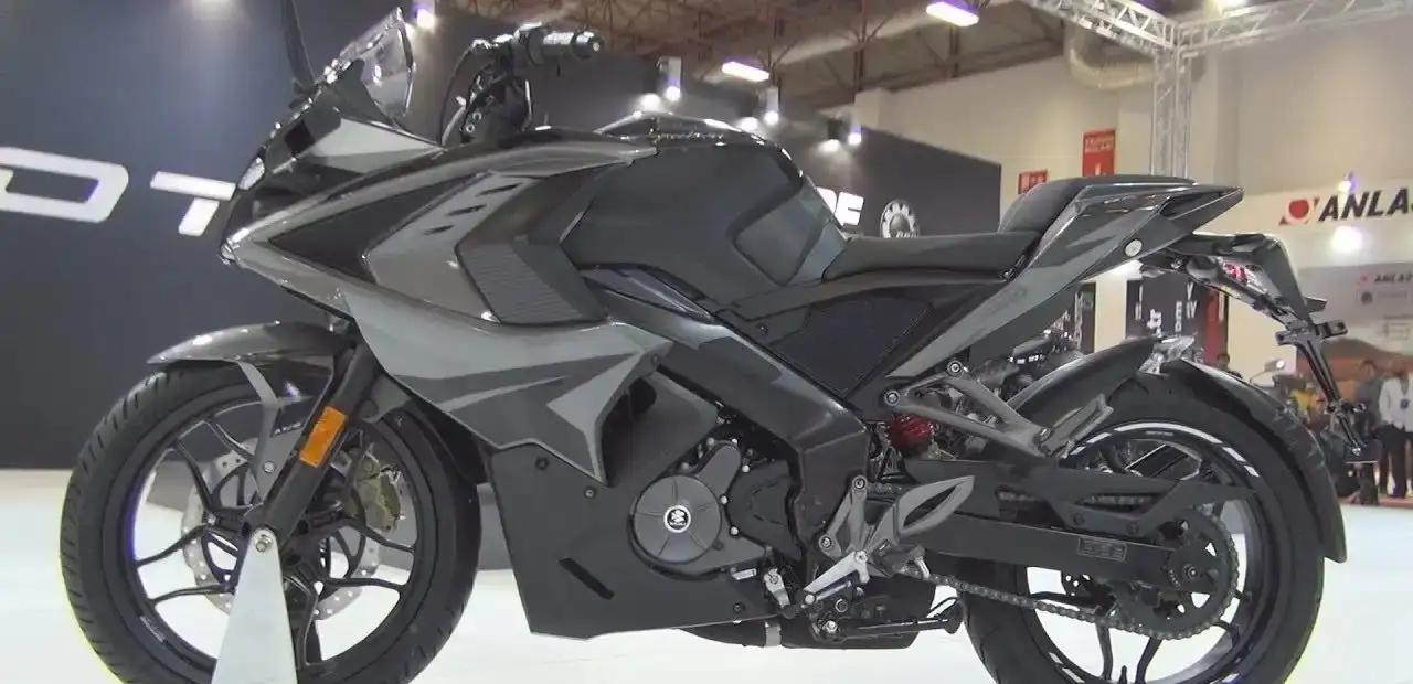 Bajaj Pulsar Super Sport