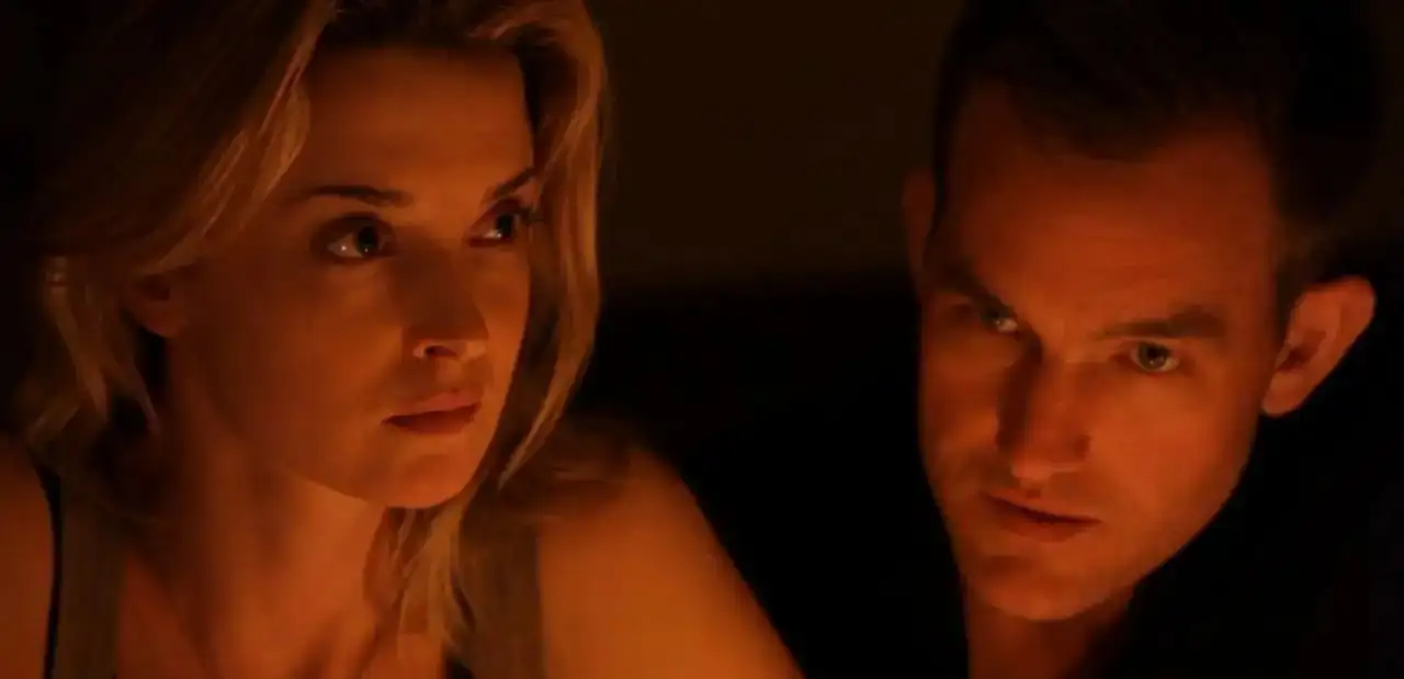 Paralel Evren (Coherence)
