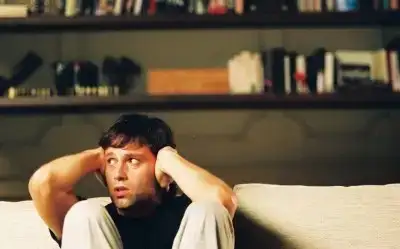 Davetsiz Konuk / El Habitante Incierto