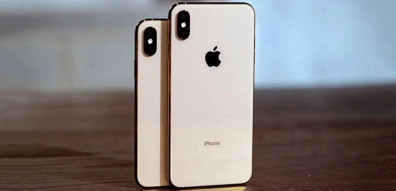 iPhone XS