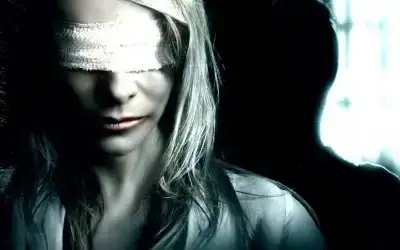 Julia’nın Gözleri / Los Ojos de Julia