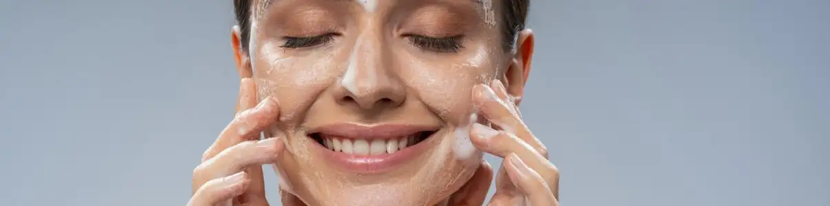 Neutrogena® Yüz Bakımı Ürünleri