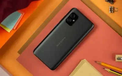 Asus Zenfone 8
