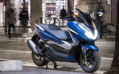 Honda Forza 250