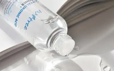 Isntree Hyaluronic Acid Toner Plus