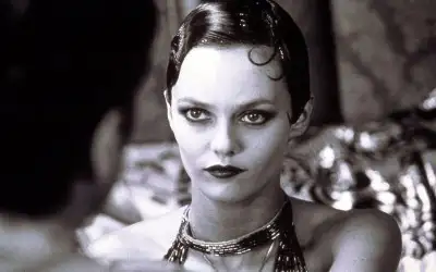 Köprüdeki Kız (La Fille Sur Le Pont)