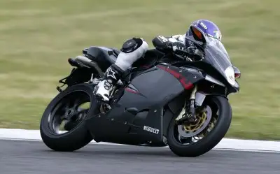 MV Agusta F4 1000 R
