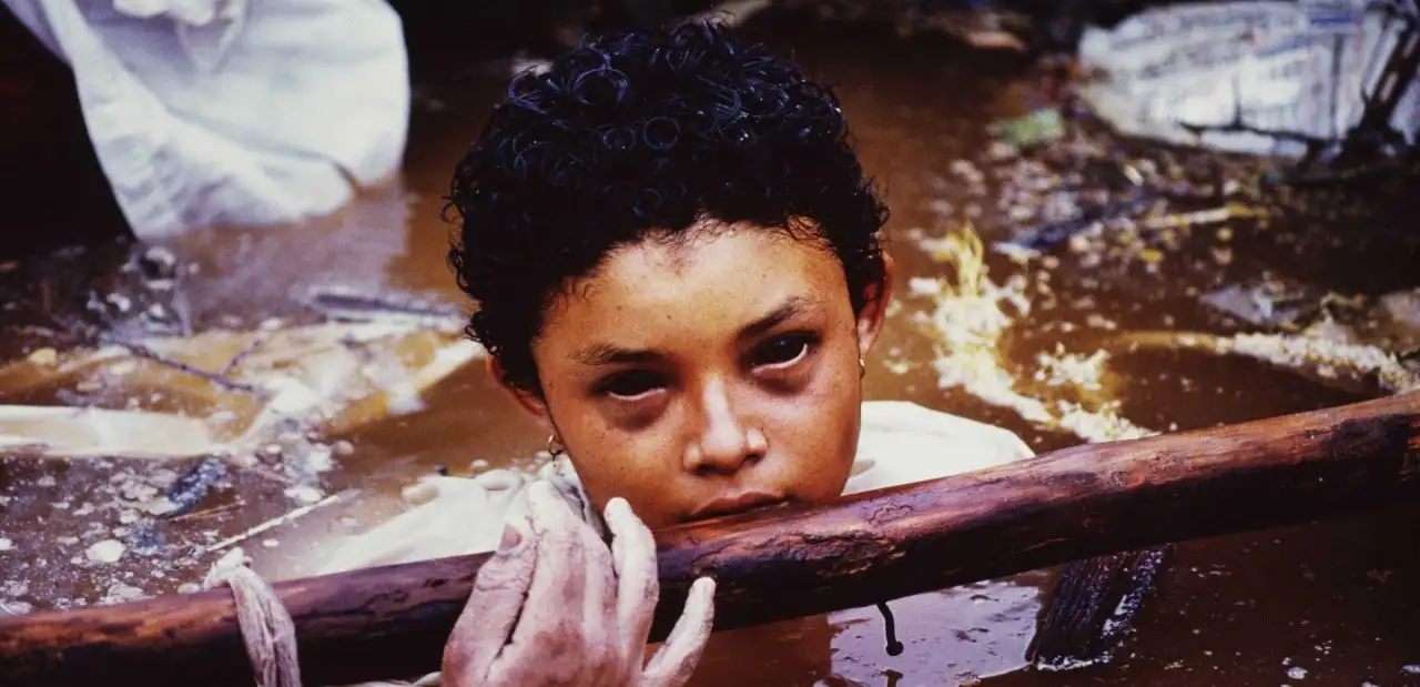 Omayra Sanchez - Frank Fournier