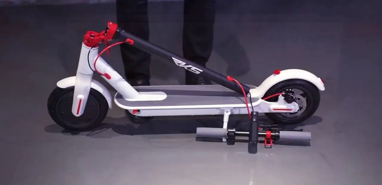 RKS G48 Scooter