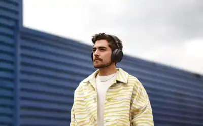 Sennheiser Momentum 4 Wireless Kulak Üstü Kulaklık