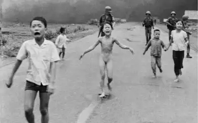 Napalm Kızı (The Napalm Girl) - Nick Ut