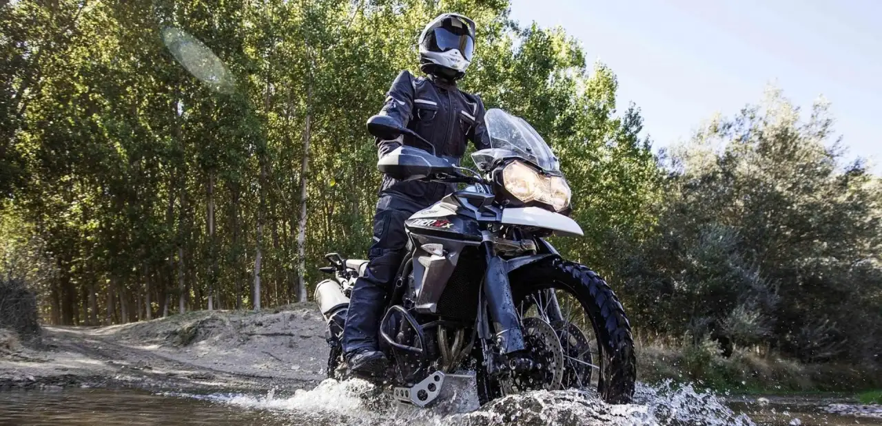 Triumph Tiger 800 XCX
