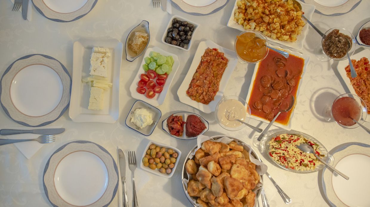 Pişi Breakfast